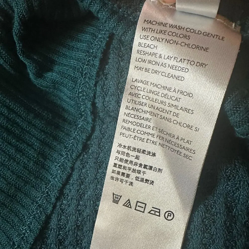 We The Free | Size M Womens long Sleeve V Neck Blouse